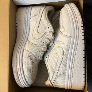 NIKE AIR JORDAN 1 LIFTED